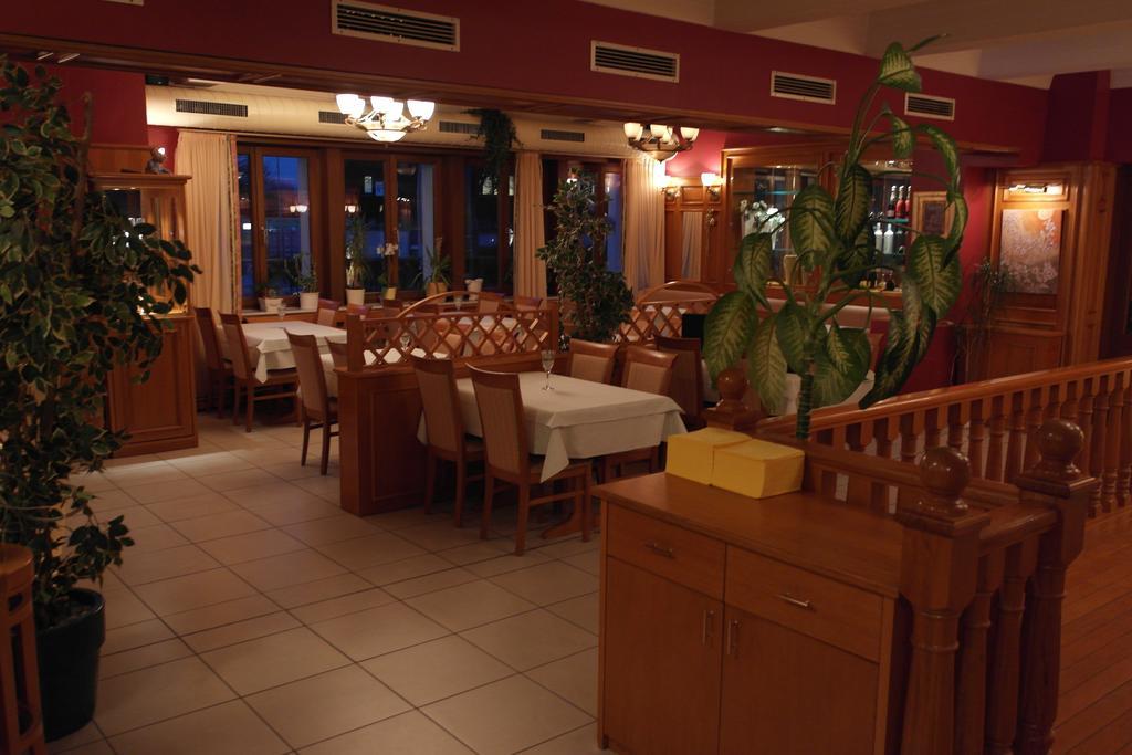لانغنفلد Hotel Jahnhaus المظهر الخارجي الصورة